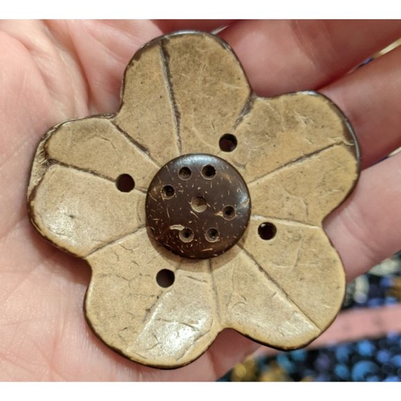 Jewelry - Vintage Coconut Shell Flower Brooch